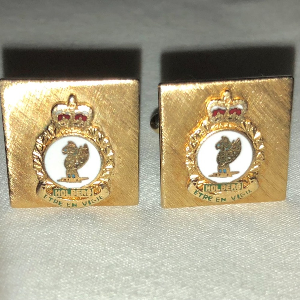Vintage RCAF Cufflinks Station Holberg Squadron Vancouver Island BC Totem Eagle